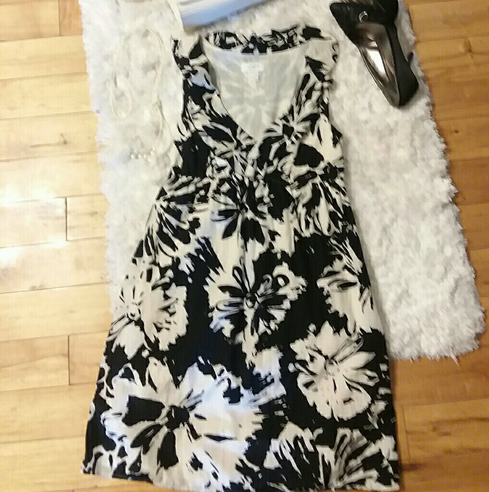 2/$10...Loft black and cream floral dress.. EUC